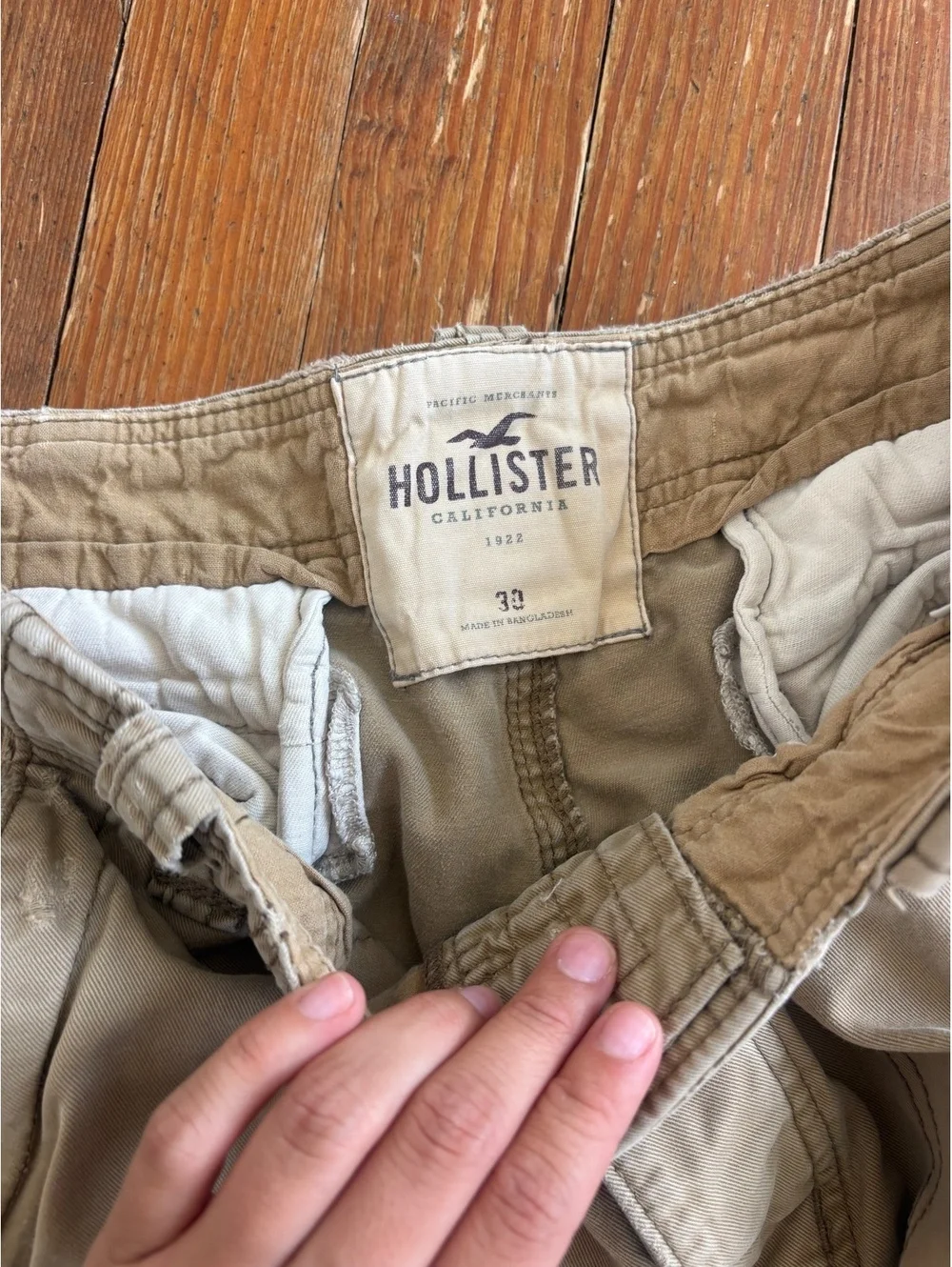 Vintage Y2K Hollister cargo shorts